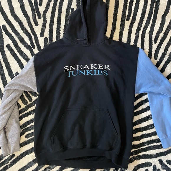 Sneaker Junkies Hoodie - Picture 4 of 6